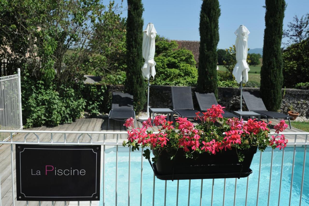 Les Villas Du Domaine De Suzel Vignieu Exterior photo