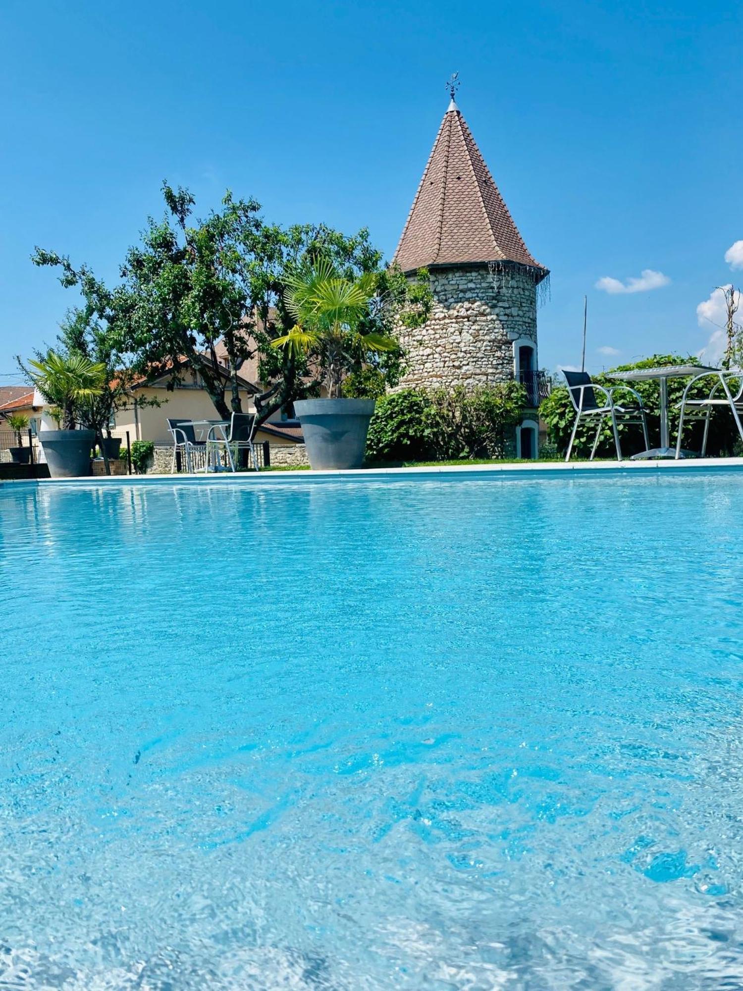 Les Villas Du Domaine De Suzel Vignieu Exterior photo